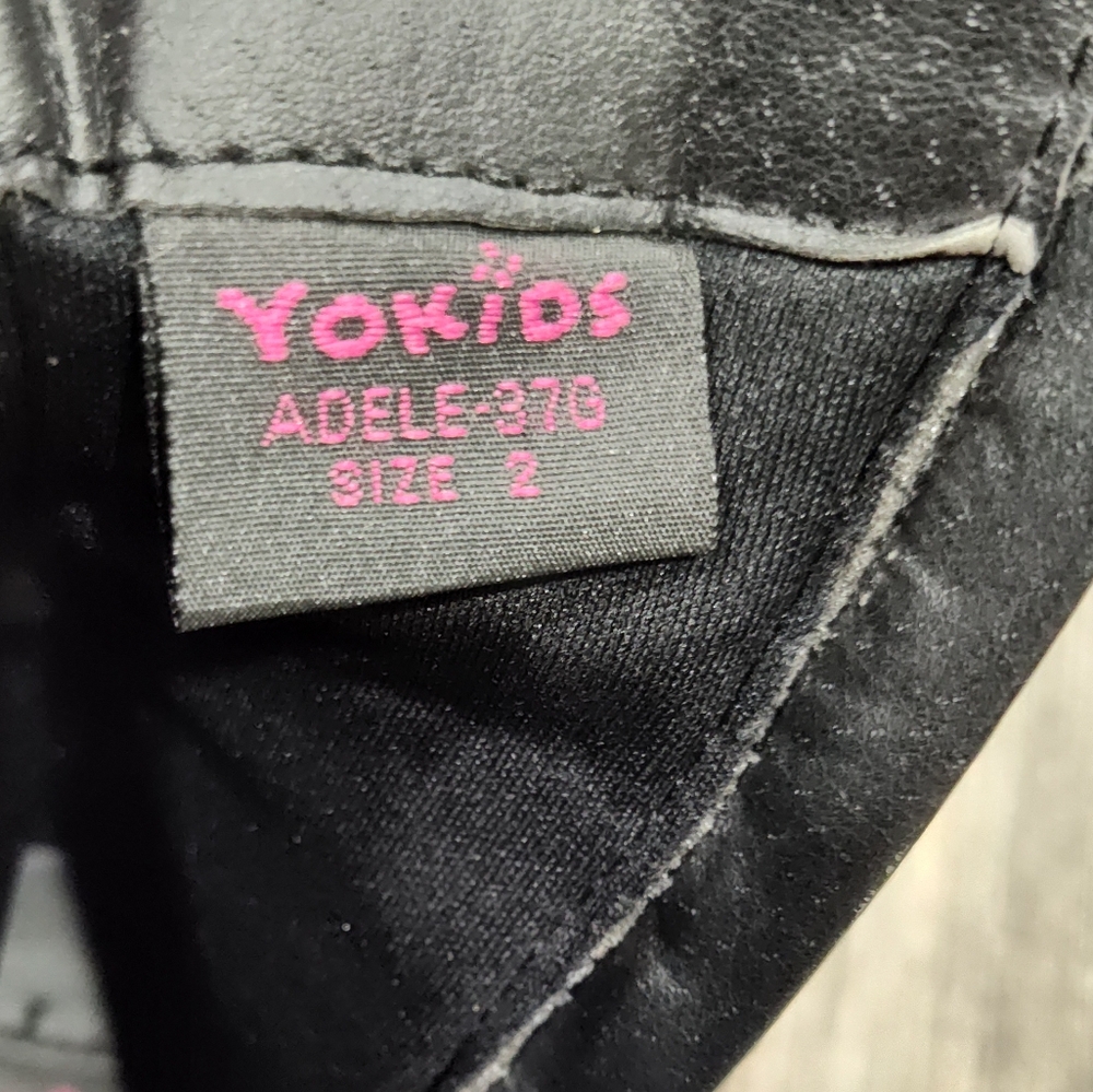 YoKids Girls Size 2 Model: Adele - 37G, Black Zipper Boots w/decorative straps - Picture 7 of 10